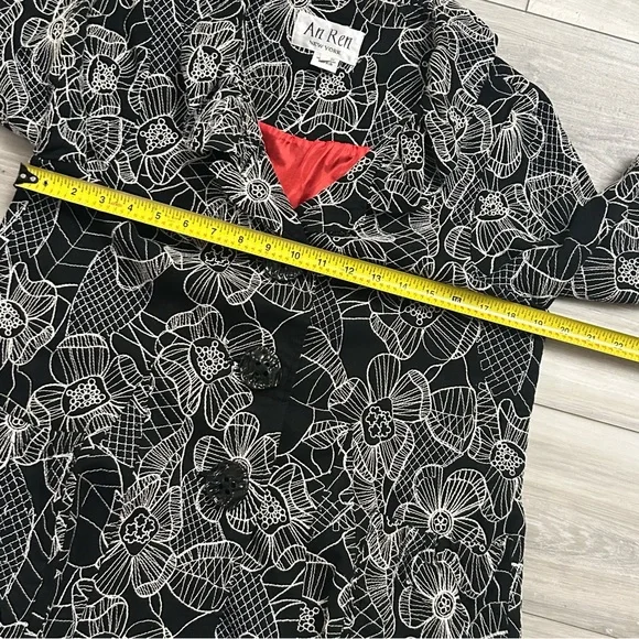 An Ren New York Women’s Linen Blazer Jacket Embroidered  Button Size Small - Picture 4 of 12